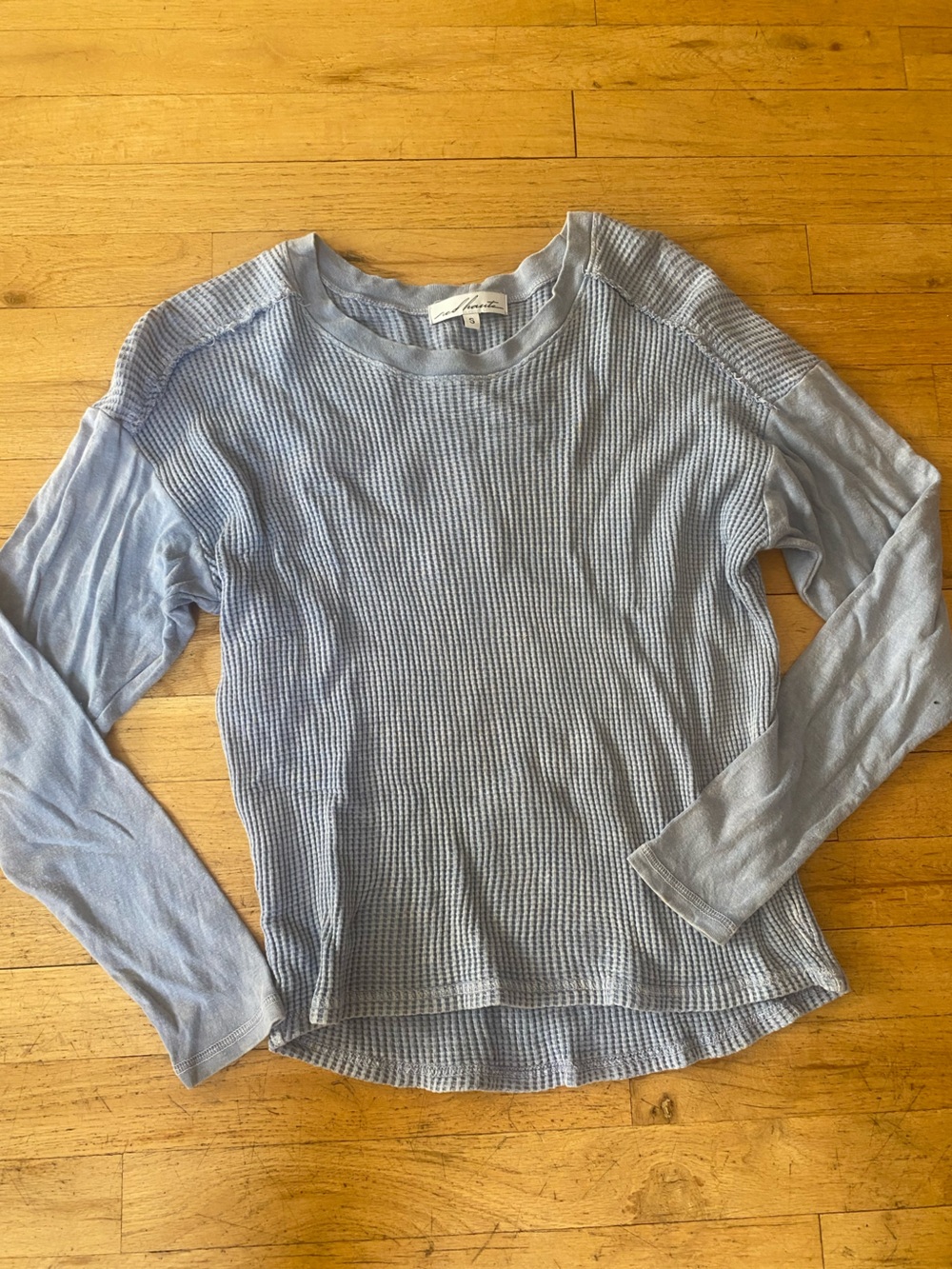 Red Haute light blue thermal crew neck long  sleeve top.  Size Small